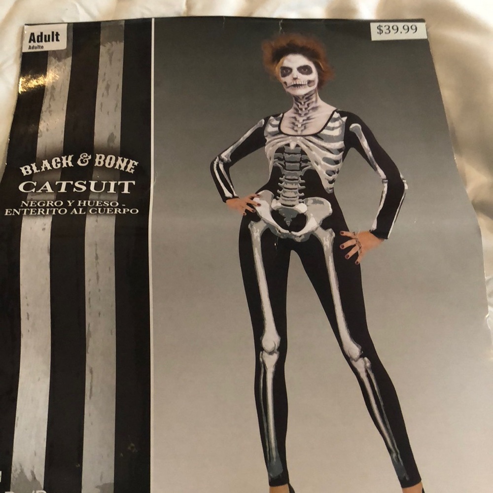 Skelton Halloween costume